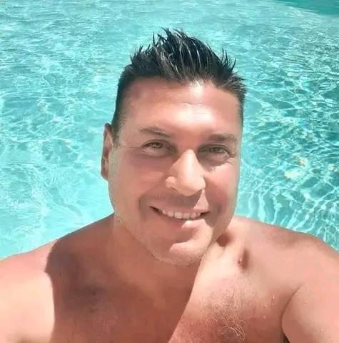 <em><strong>Andres Vargas</strong></em>